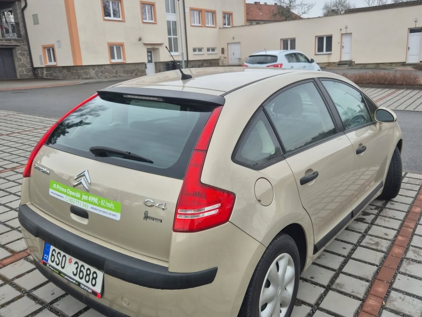 CITROËN C4 1.4 BENZÍN 3