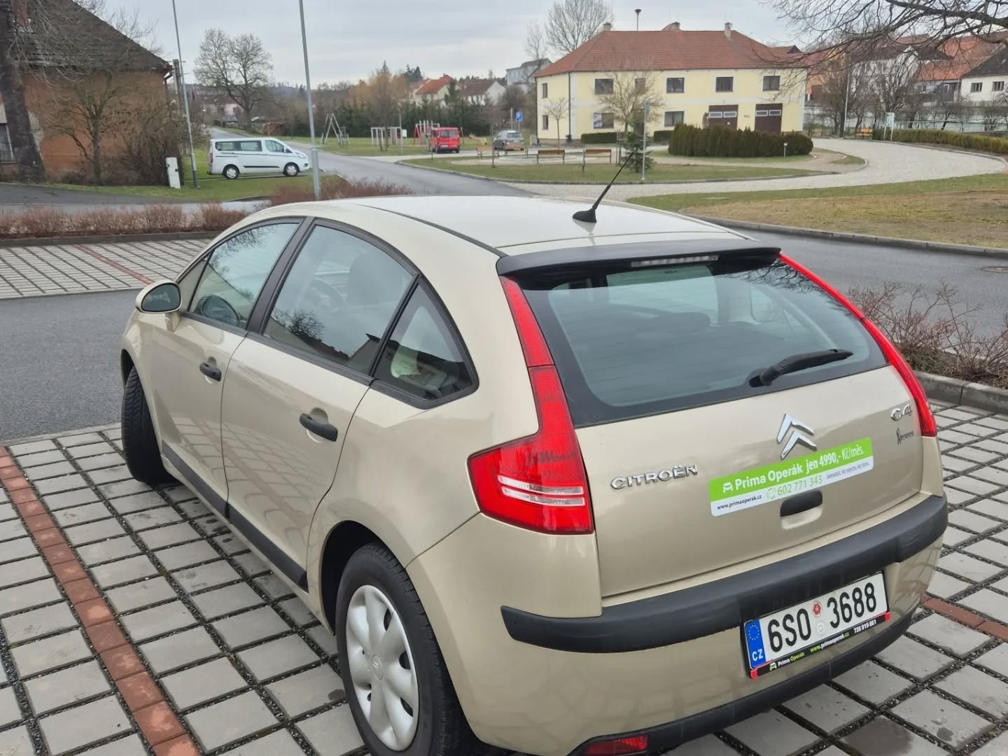 CITROËN C4 1.4 BENZÍN 4